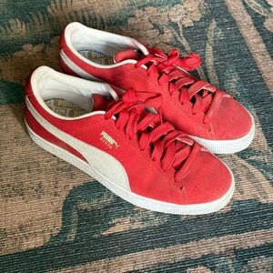 Puma Red Suede Classic Women’s Low-Top Sneakers Size 9